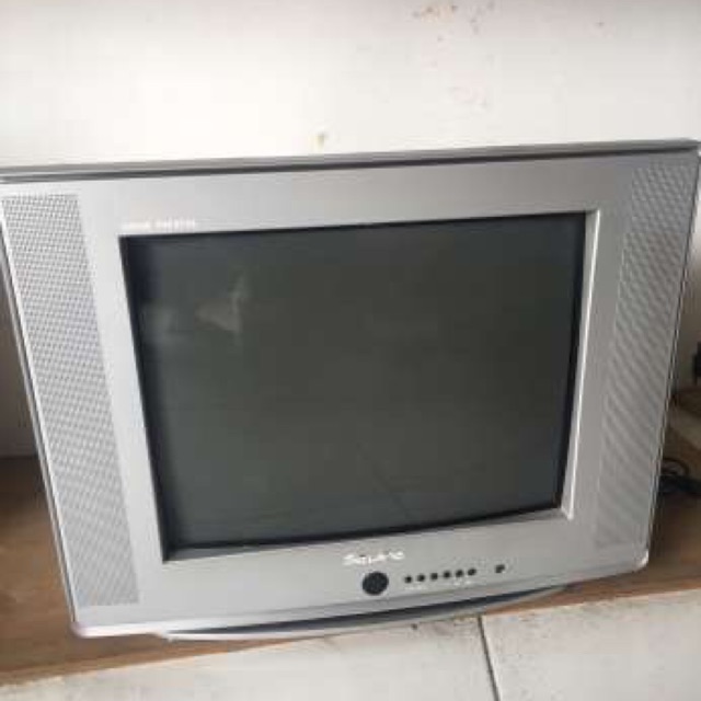 TV tabung 17 inch Savira