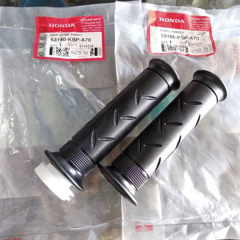 hand grip kanan kiri 53140-KSP-A70 53166-KSP-A70 Honda Megapro Monoshock Megapro FI Ori