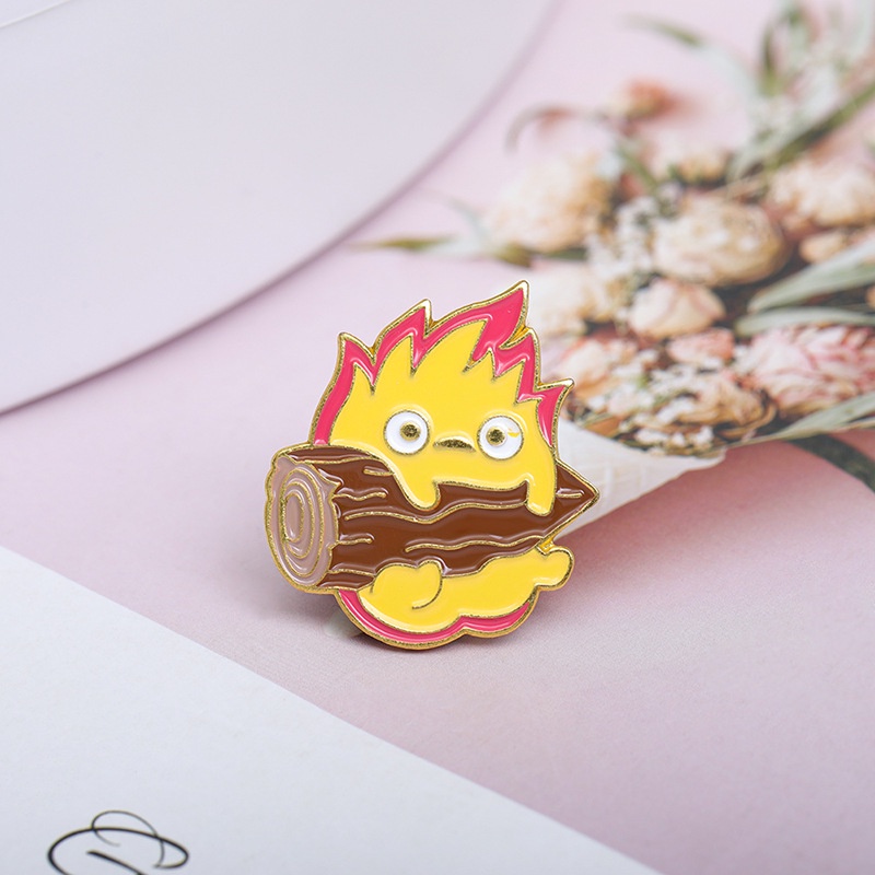 Bros Pin Enamel Desain Kastil Api Demon Dengan Pengki Untuk Hadiah