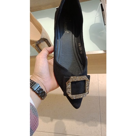 Sepatu Flat Donatello Bludru