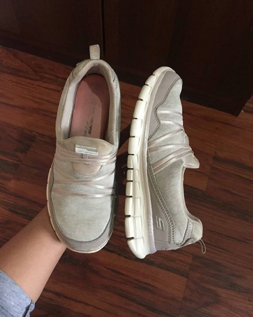 Skechers lite Weight