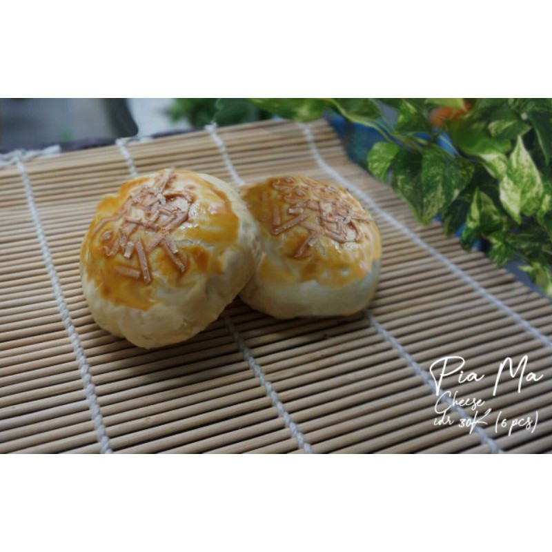 

PIA MA KEJU ATAU COKELAT