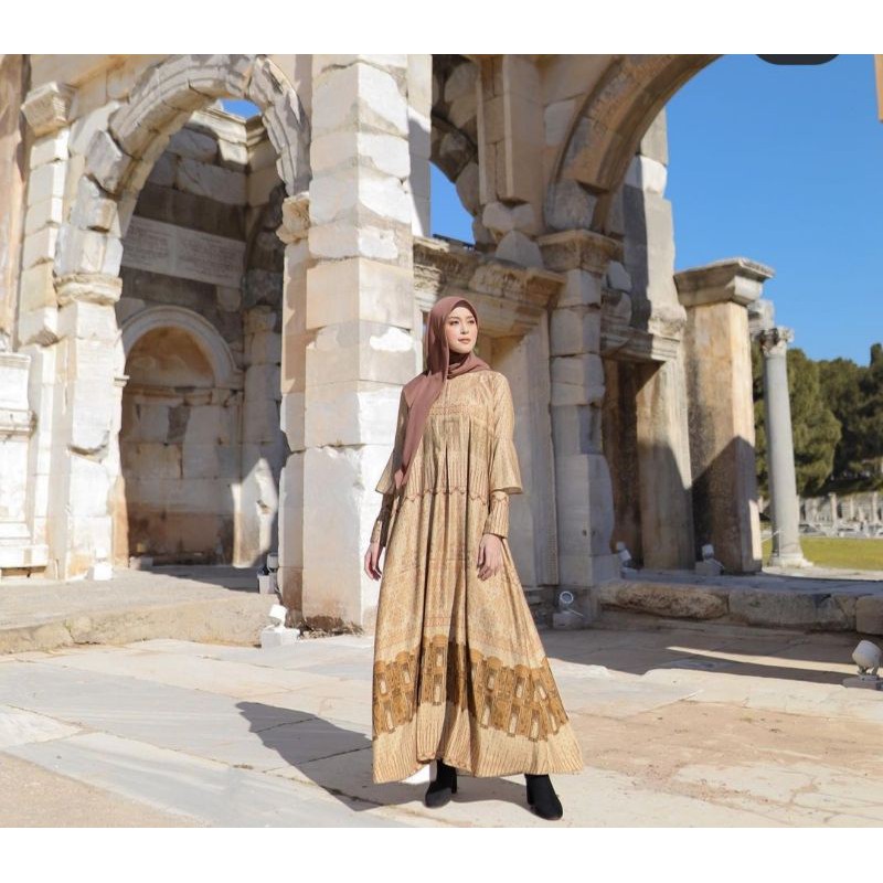 Ephesus dress heaven lights