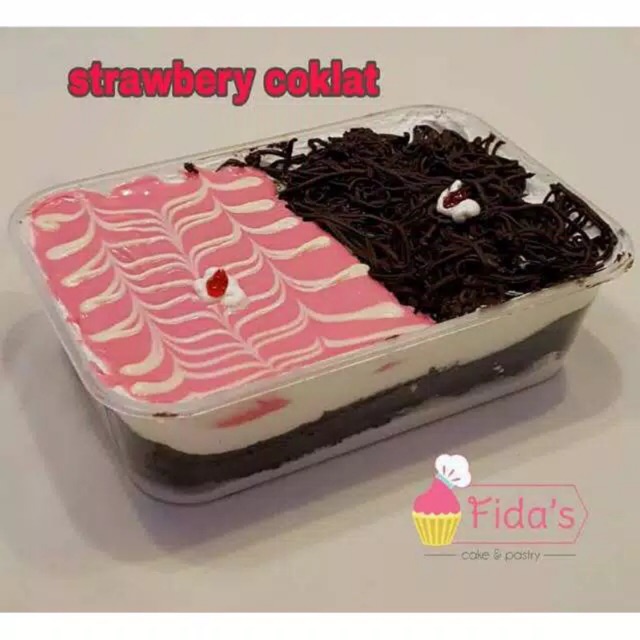 

Strawberry Choco Cake / Cake Lumer Stroberi Coklat