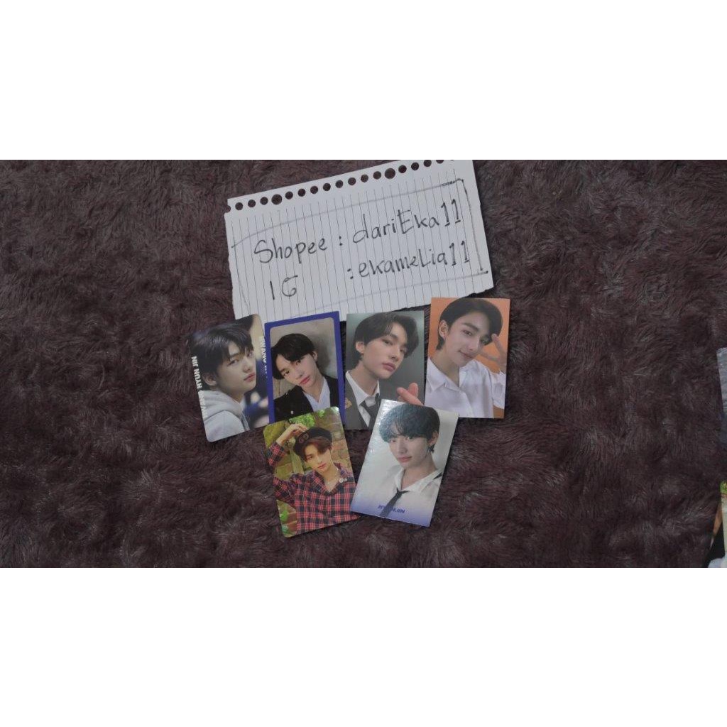 PHOTOCARD HYUNJIN STRAYKIDS OFFICIAL