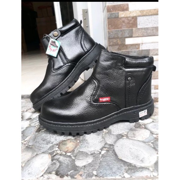 Boots but boot buot pria SELLER Store  sepatu sefty boot resleting tali kulit asli tentara polisi