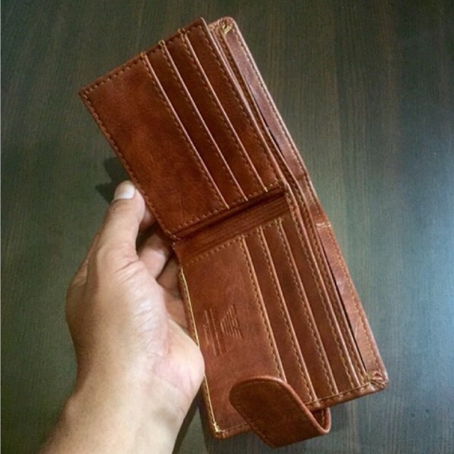 dompet lipat pria model kancing bahan kulit sintetis lokal urat tangan #dompet #dompetlipat #dompetpria #dompetcowok #dompetkeren