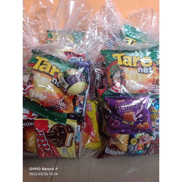 

paket snak ulang tahun isi 10bungkus