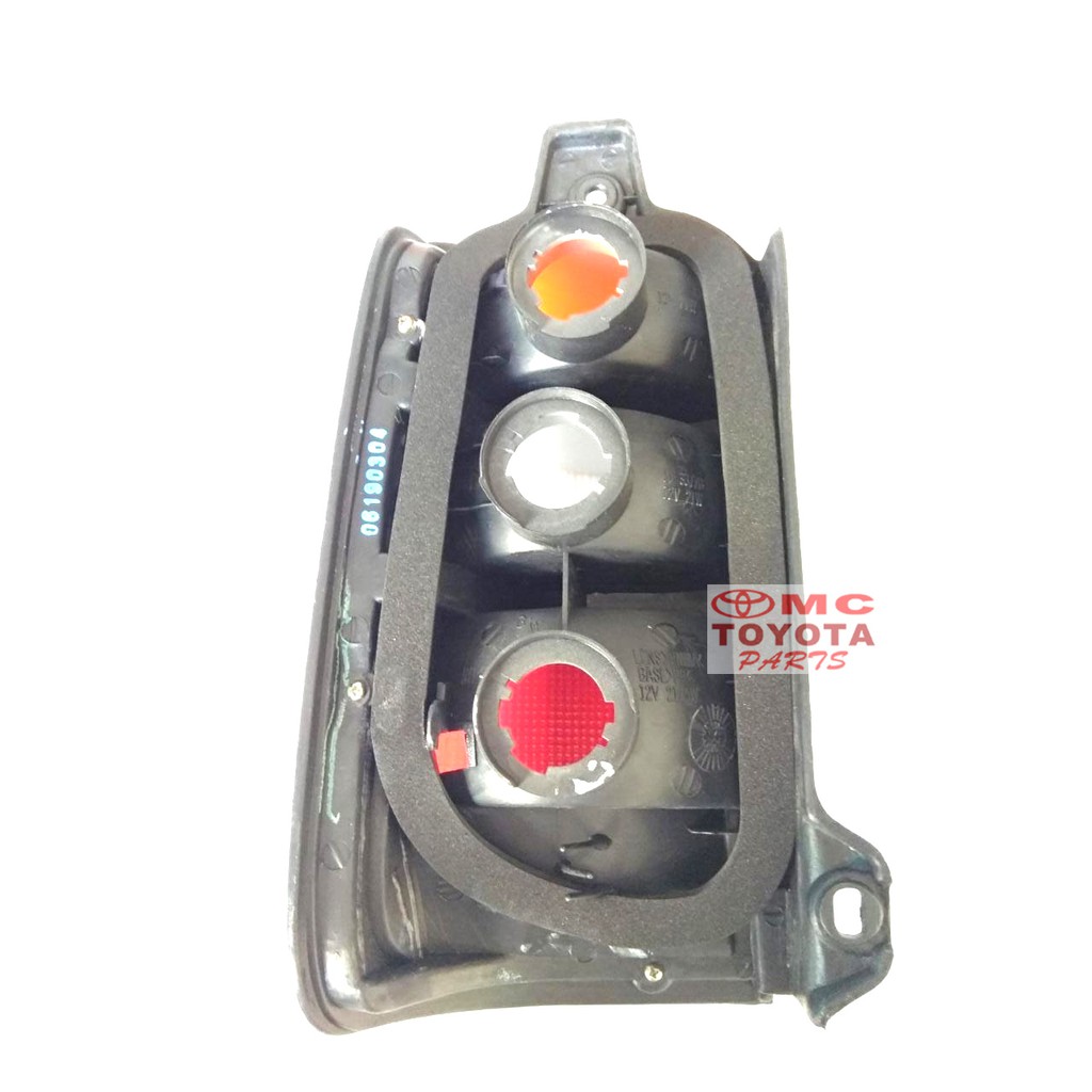 Lampu Stop Lamp Belakang Kanan Toyota Kijang Capsul 97-99