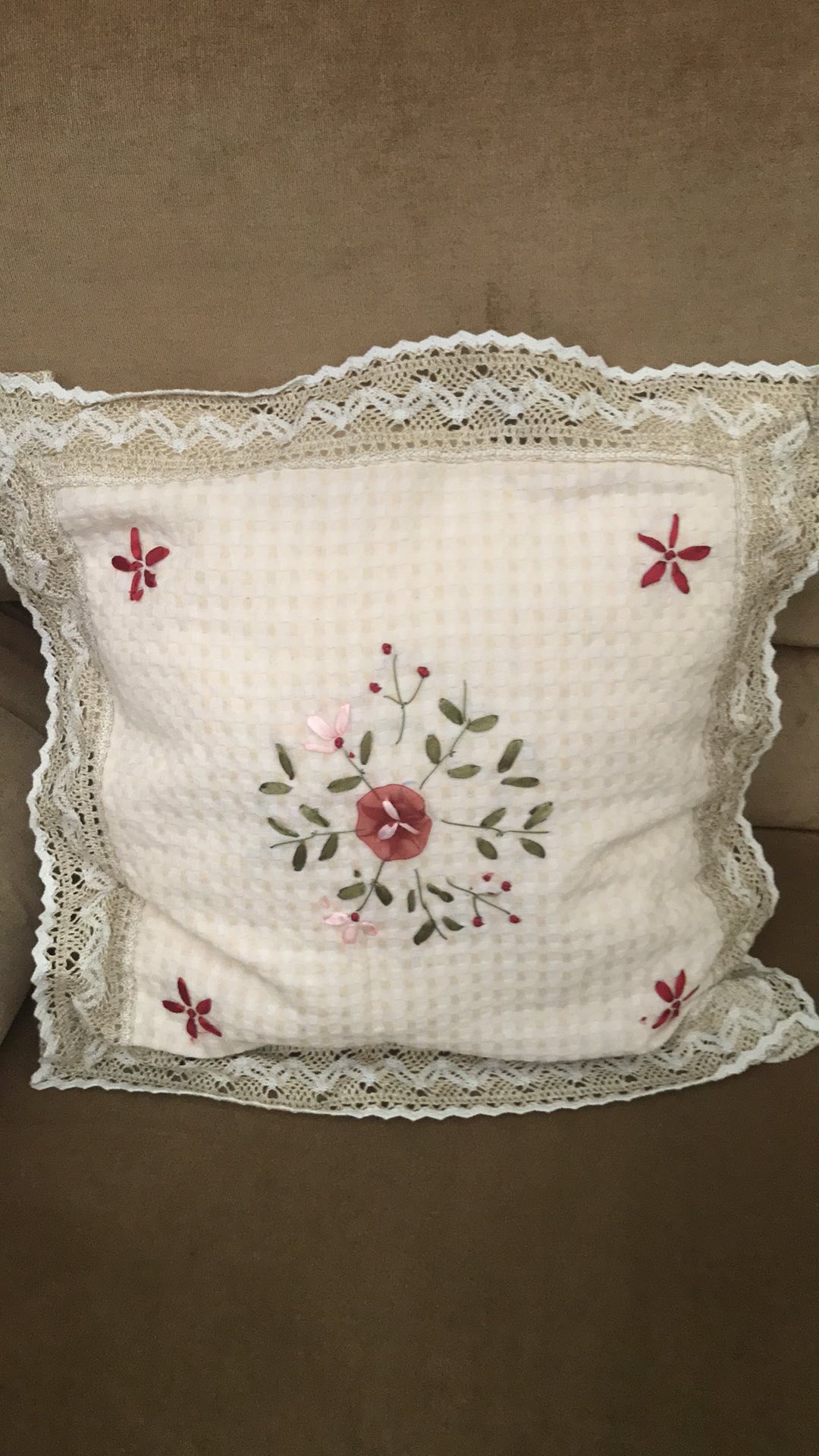 Sarung Bantal Brukat Cantik Murah Berkualitas