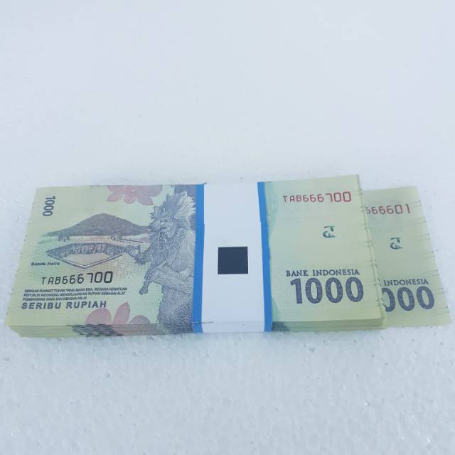 1 GEPOK ALMOST SOLID 6 LOW NUMBER 1000 RUPIAH CUT MUTIA