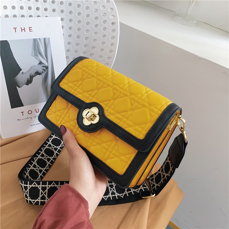 ( 2PC 1KG ) GTBI998878217 New Arrival  !!!  Tas Selempang Wanita Import  Premium Terbaru