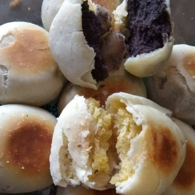 

Bakpia Pathok Jogja