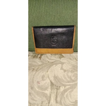 Dompet Esquire
