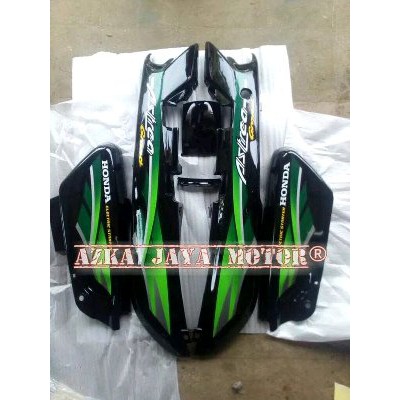 Cover Body Honda Legenda 2 plus Cover Box aki plus Striping warna Hijau