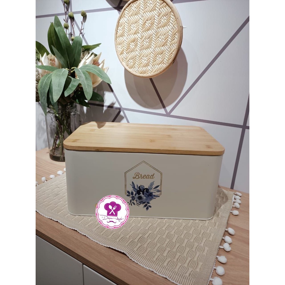 Bread box tempat Roti Estetik Informa