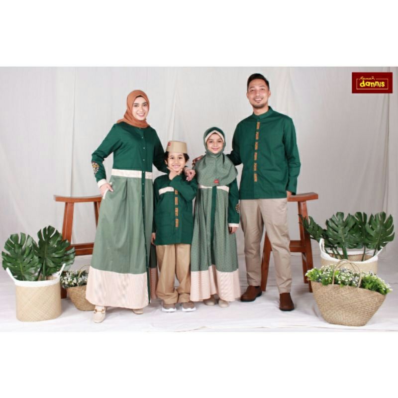 SARIMBIT DANNIS D ESMERALDA TERBARU
