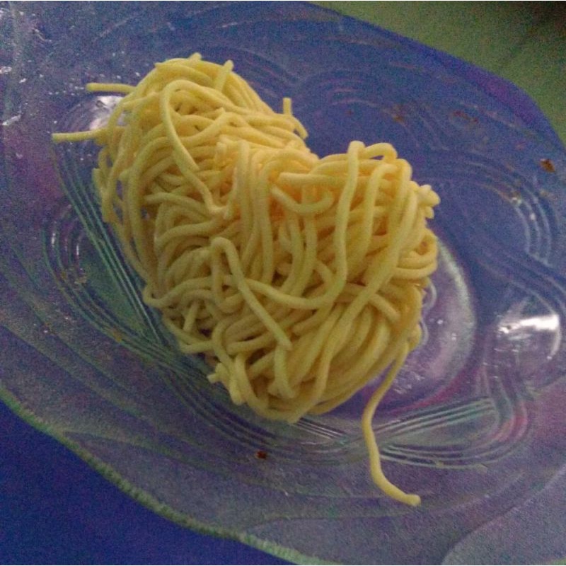 

Mi Mentah 1 Kg