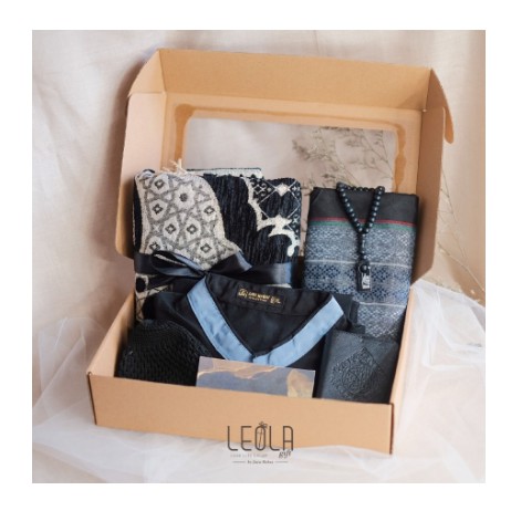

HAMPERS BLACK SERIES KADO COWOK ANNIVERSARY SOUVENIR GIFT BOX HADIAH - HAMPERS LEBARAN IDUL FITRI