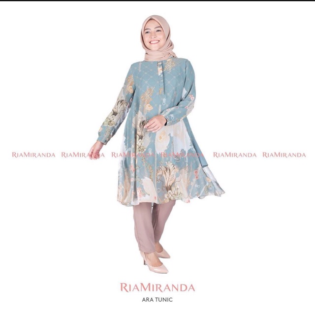 DP Ara tunik Ria miranda dekade