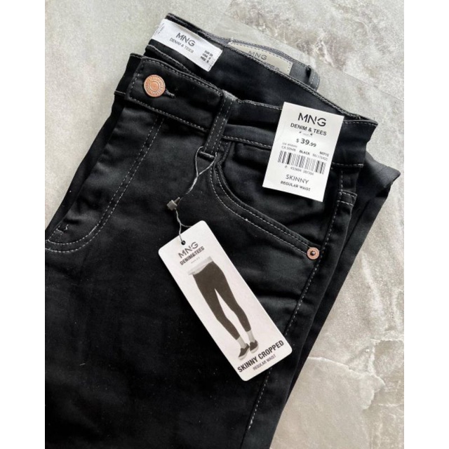MANGO SKINNY CROPPED JEANS. celana jeans. mango jeans original. mango skinny jeans