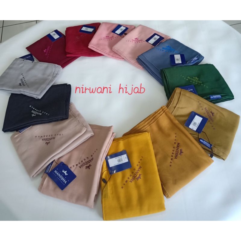 Mandjha polos basic Gliter scarf by mandjha ivan gunawan