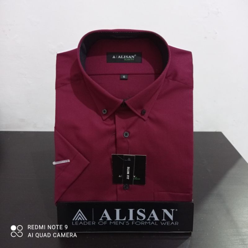 Kemeja Alisan Dobby Maron Pendek Slimfit