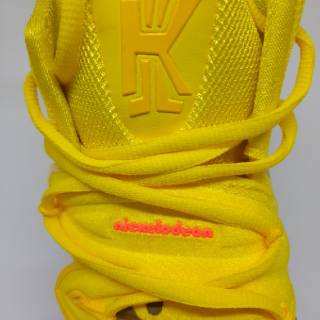  Sepatu  Basket  Nike Kyrie Irving 5 Spongebob  Man Murah 