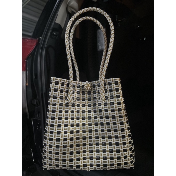 Tas Kekinian Jali White Black Gold