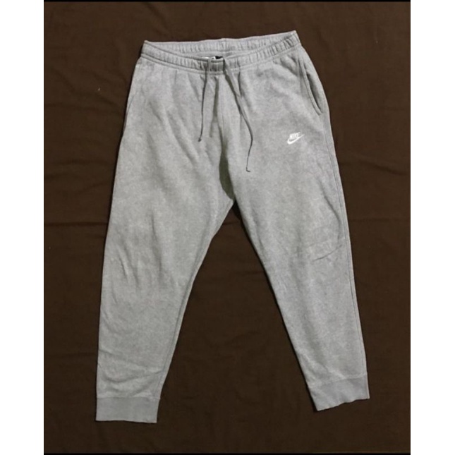 NIKE SMALL LOGO BORDIR JOGGER TRAININGPANTS / SECOND BEKAS PRELOVED ORIGINAL/ HOODIE CREWNECK