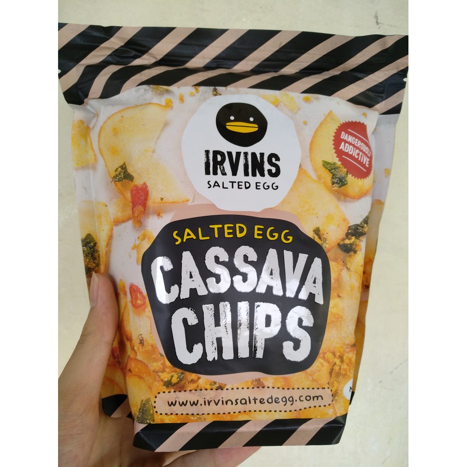 

NEW READY STOCK IRVINS Salted Egg Tapioca Chips 105 Gram Singapore ~ kp829