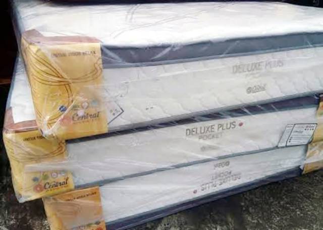 Matras Springbed Central Deluxe Plus Pocket 200x200x28 (cm)