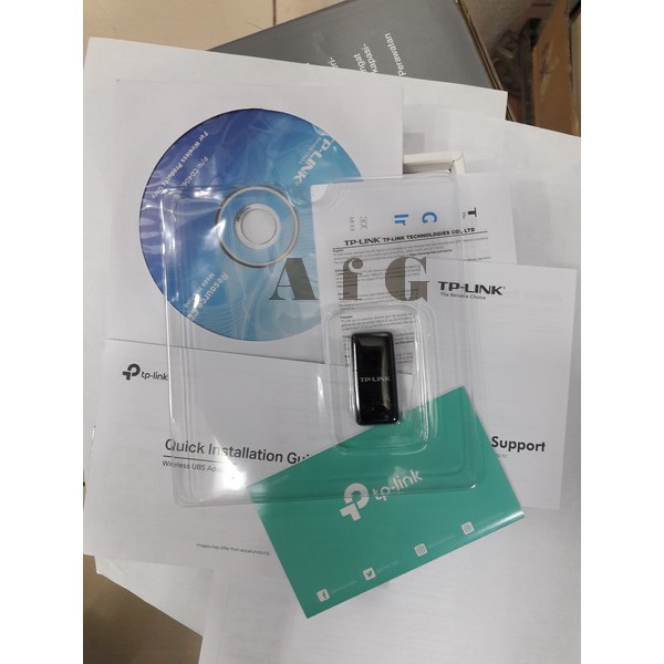 TP-LINK 300Mbps Wireless N Nano USB Adapter TL-WN823N - Black