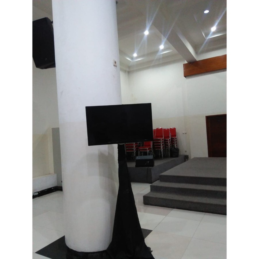 Rental Sewa TV LED 42 Inch Dengan Standing TV Per Hari