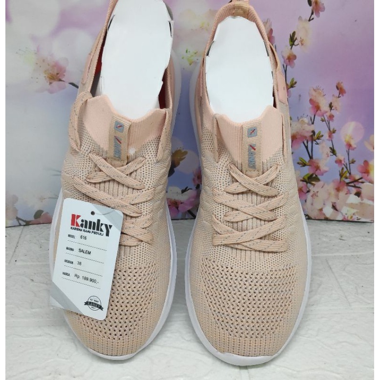 SEPATU KANKY SLIP ON 616 Rp 189900 harga murah