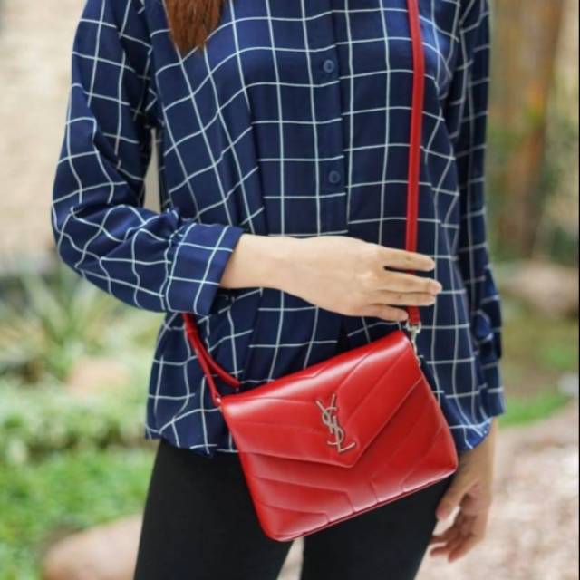 SAINT LAURENT Toy LouLou Shoulder Bag in Red