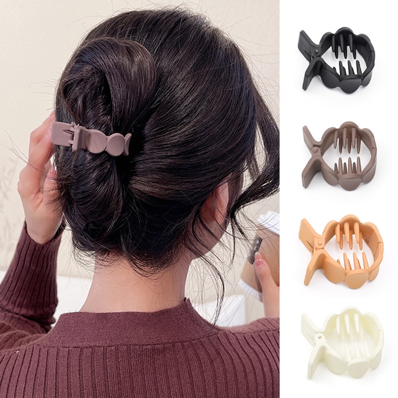 1 Pc Jepit Rambut Bentuk Bulat Bahan Plastik Warna Solid Gaya Korea Untuk Wanita