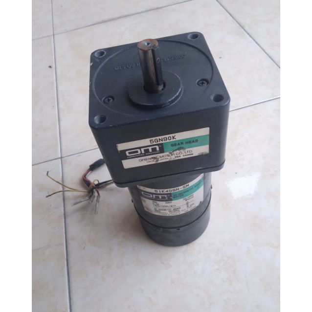 Ac Motor Gearbox 200V 3Phase 40W Ratio 1:90 Magnetic Brake