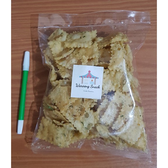 

KERIPIK BAWANG PREMIUM 250gr / KERIPIK PANGSIT