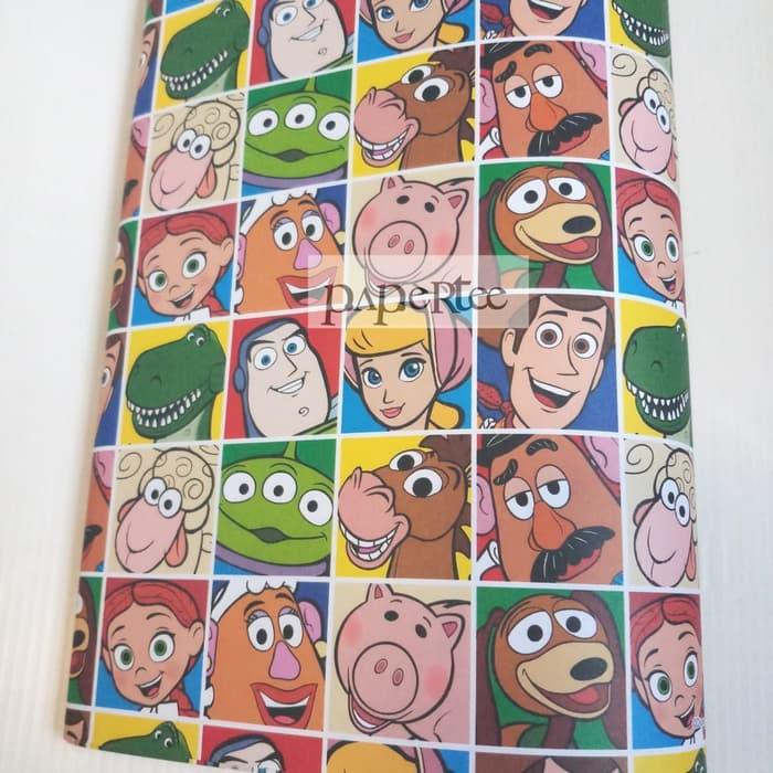 

MURAH MERIAH Kertas Kado Toy Story Kotak Kotak Wrapping Paper DS OPEN