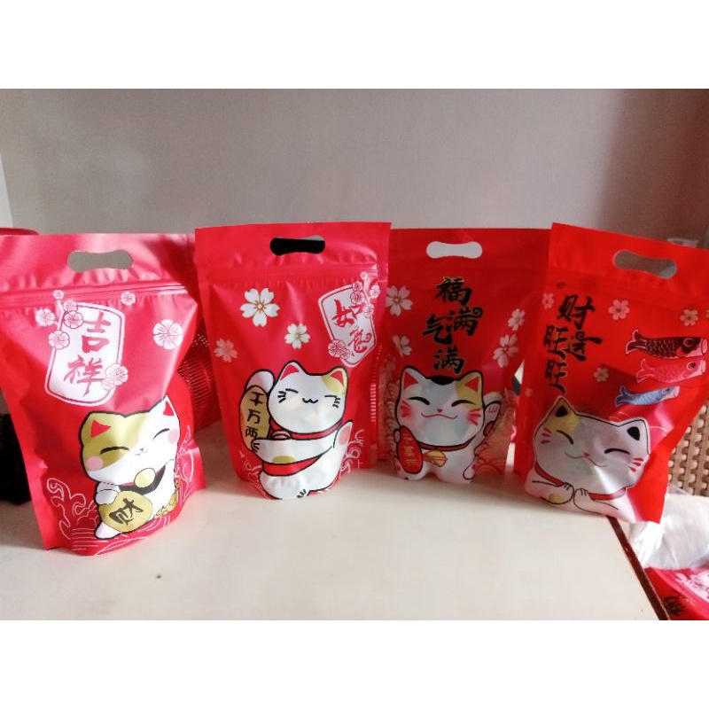 

PLASTIK IMLEK LUCKY CAT COOKIES BAG HRG 10PCS/NASTAR/KACANG/PERMEN/BUAT HAMPERS