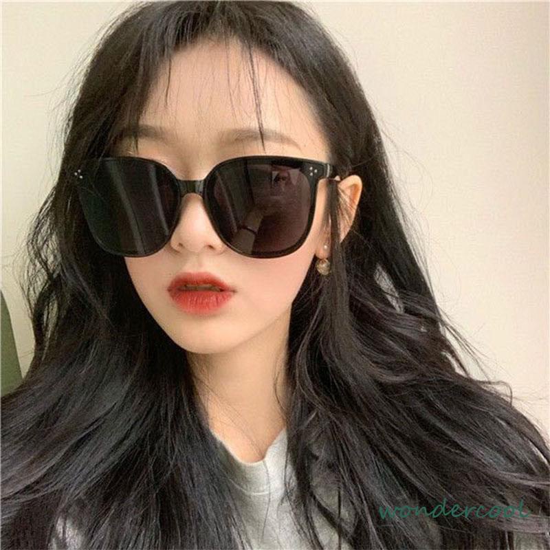 Korean Design Retro Mata Kucing Kacamata Hitam Wanita Sunglasses Tiga Titik Import-Won