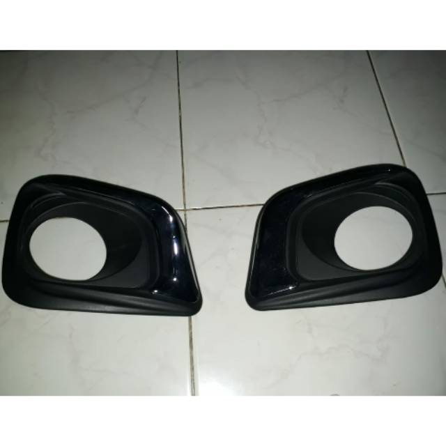 Frem foglamp yaris 2012