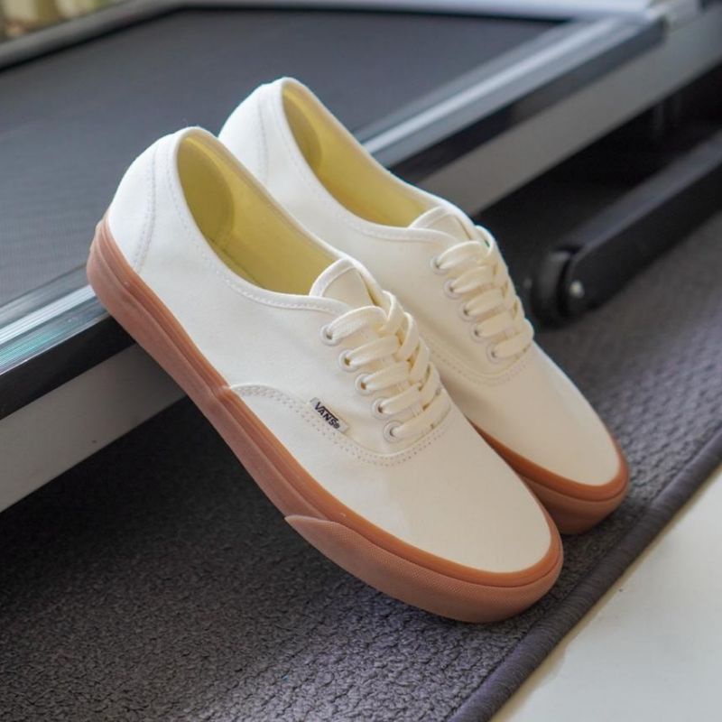 VANS AUTHENTIC MARSHMALLOW GUM