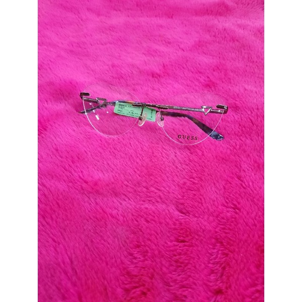 kacamata frame Guess