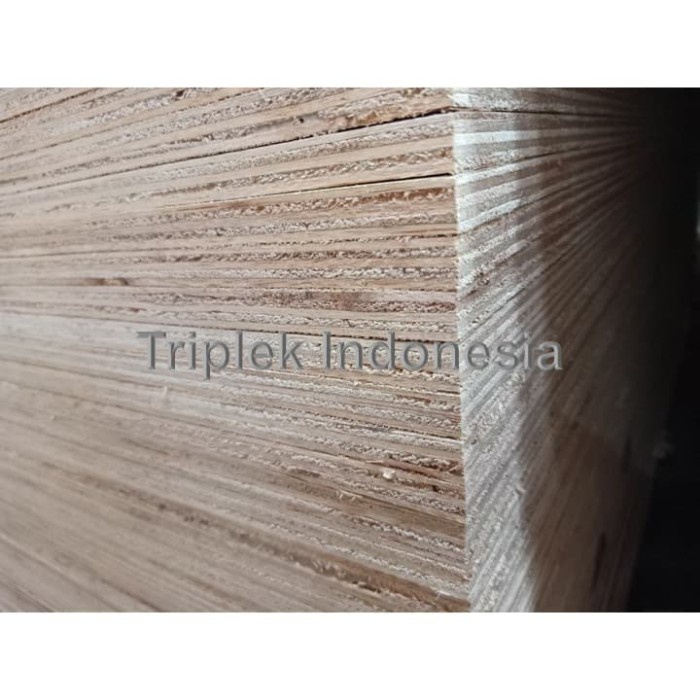 Triplek Mc 12Mm 122X244Cm / Plywood Meranti Campur 12Mm 4X8 003