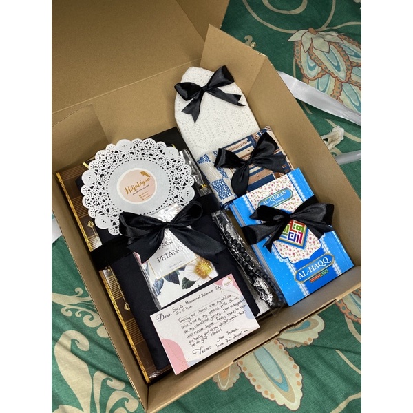 

Hampers Cowok, Hampers graduation, Kado cowok