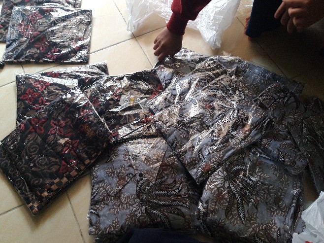 Maura Couple - Sania Ruffle Batik Couple Ori Ndoro Jowi Garansi Termurah Shopee - Batik Solo Modern