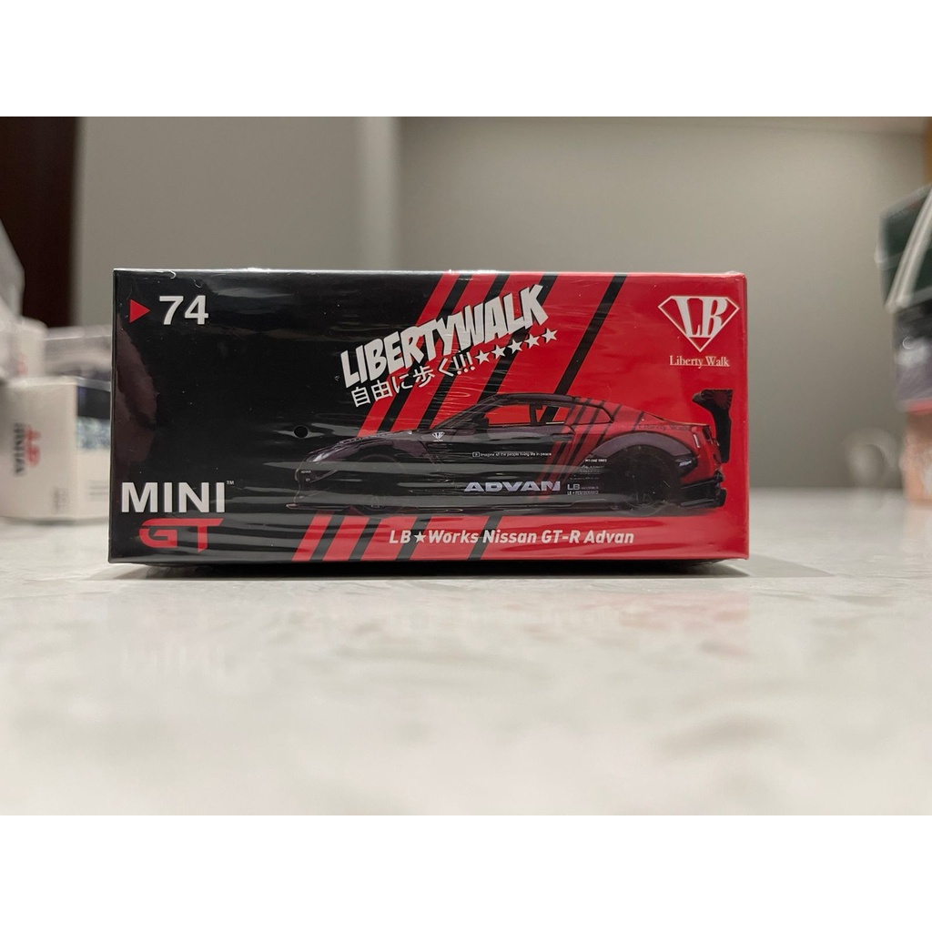 MiniGT Lbwk Nissan Skyline GTR GT-R Advan 74 Mini GT
