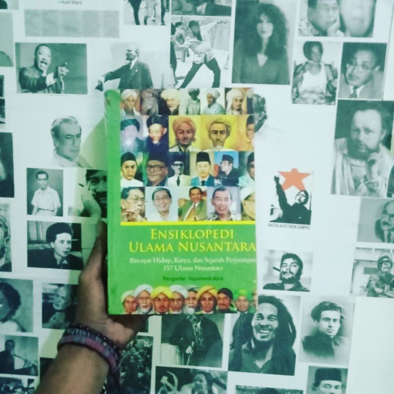 Ensiklopedi Ulama Nusantara: Riwayat Hidup, Karya, dan Sejarah Perjuangan 157 Ulama Nusantara | Ulam